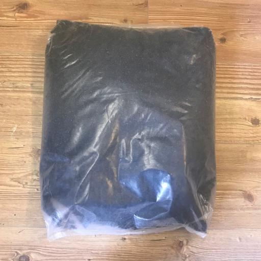 2mm Black Grit in a 15kg bag